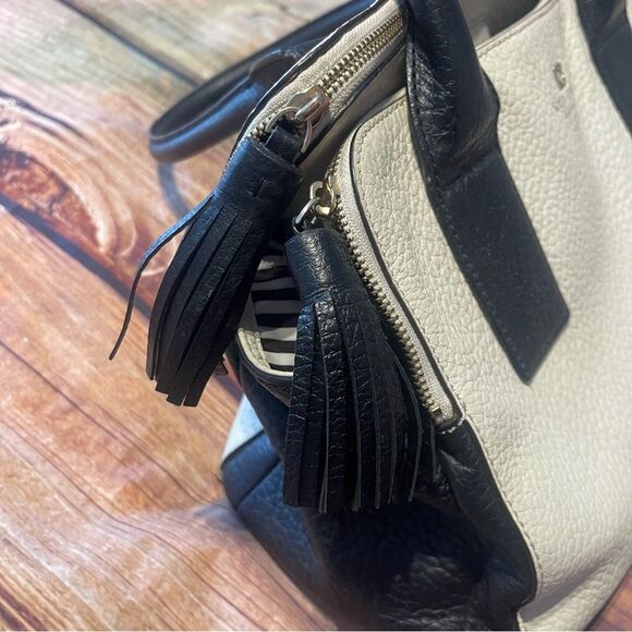 Kate Spade Southport Avenue Lydia bag Cream/black Pebbled Preowned - Picture 3 of 16